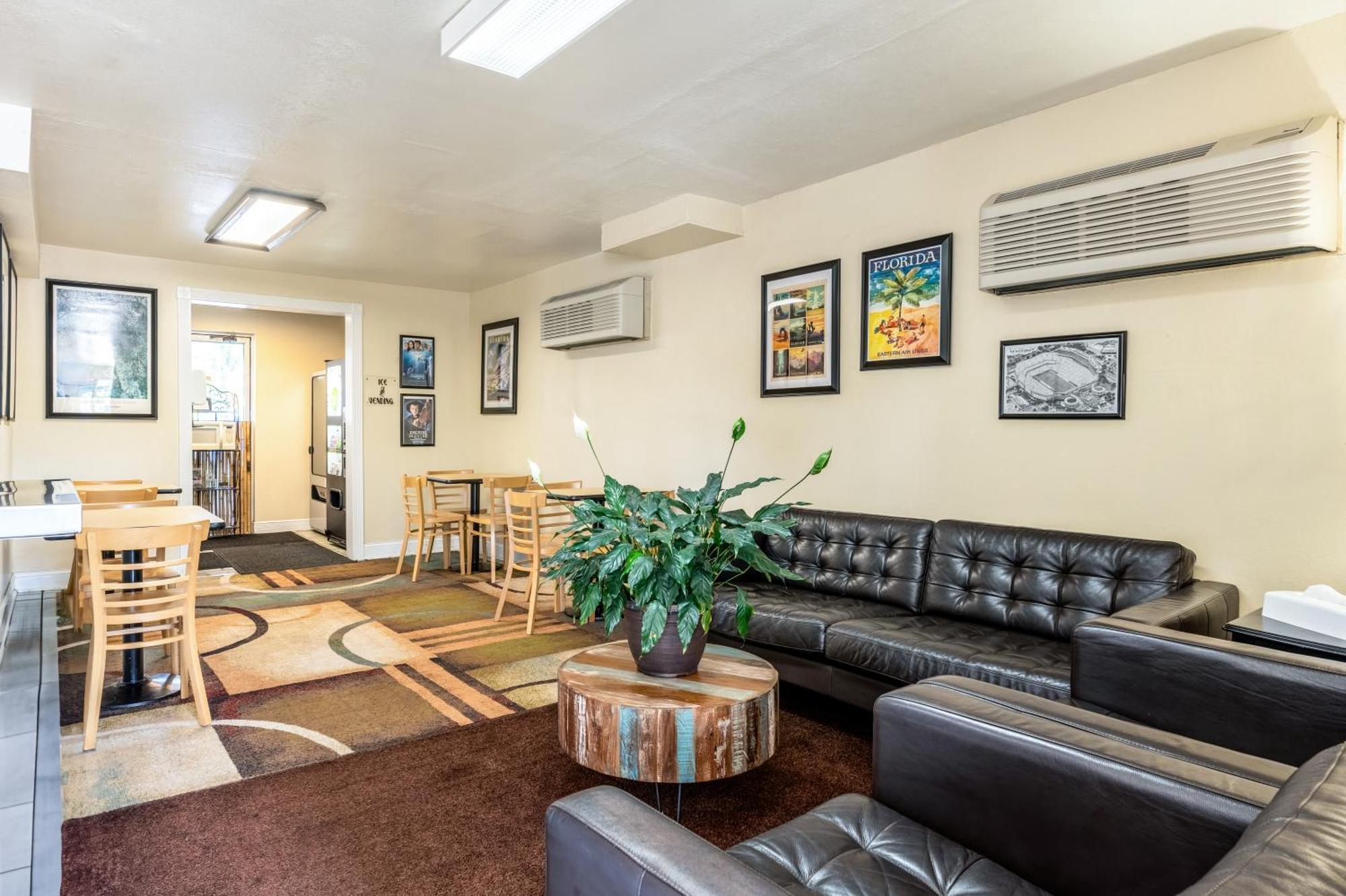 Americas Best Value Inn - Lake City Zewnętrze zdjęcie